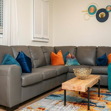 Family Friendly Home Close To Airport And Downtown Де-Мойн Экстерьер фото